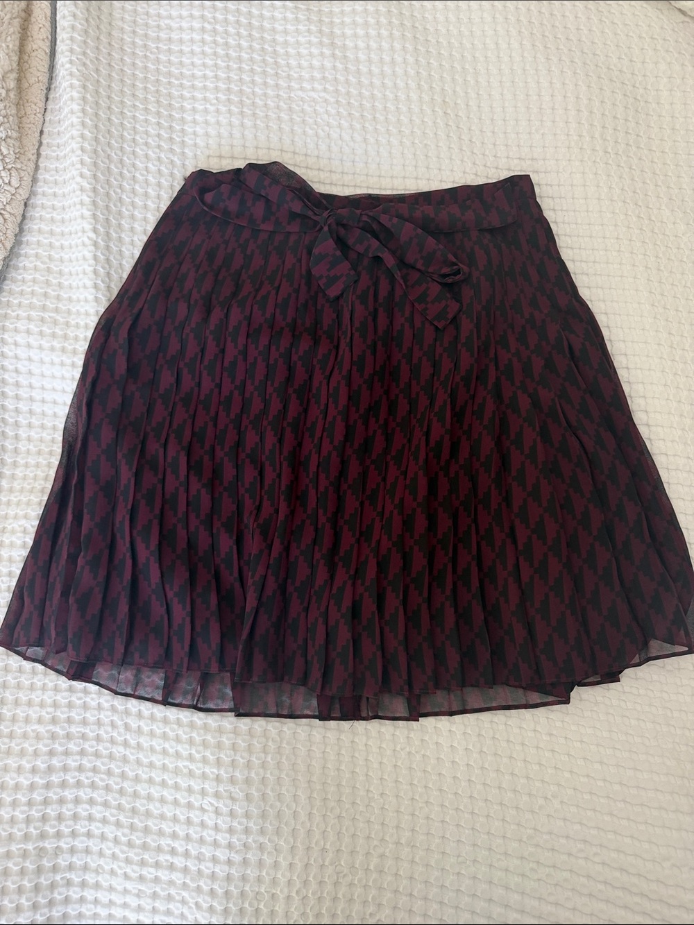 Ann Taylor Burgundy and Black Pleated Skater Skirt